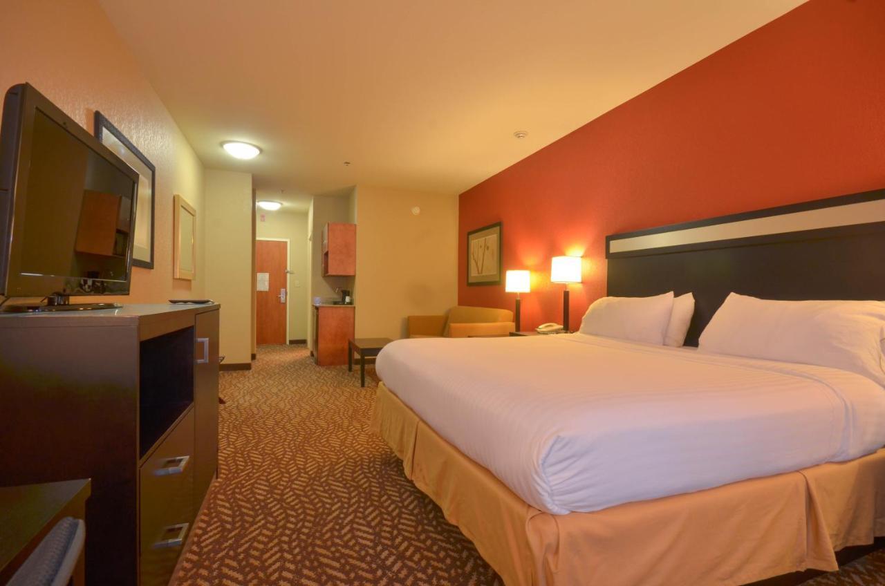 Holiday Inn Express & Suites Pine Bluff/Pines Mall By Ihg Exteriör bild