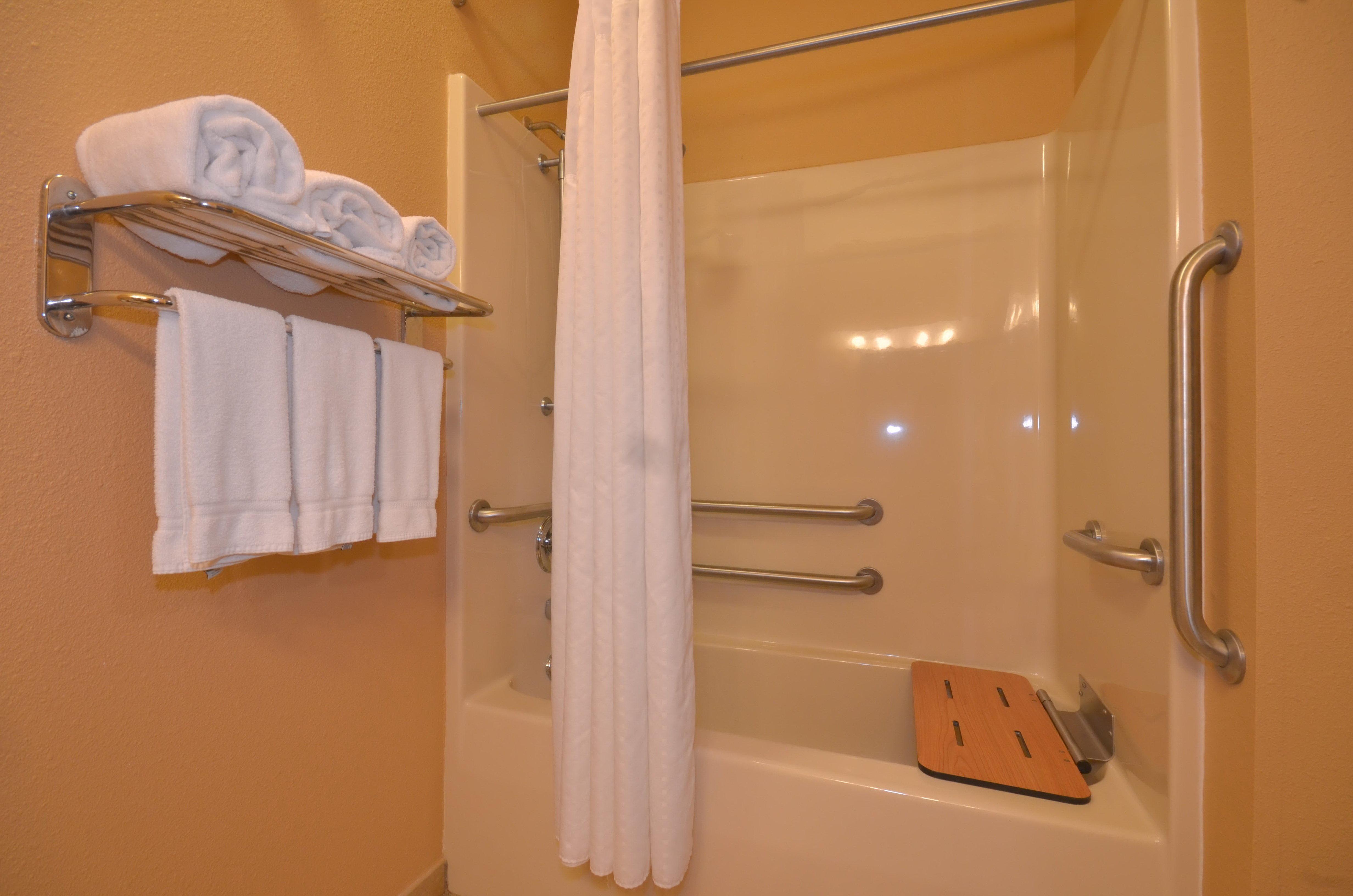 Holiday Inn Express & Suites Pine Bluff/Pines Mall By Ihg Exteriör bild