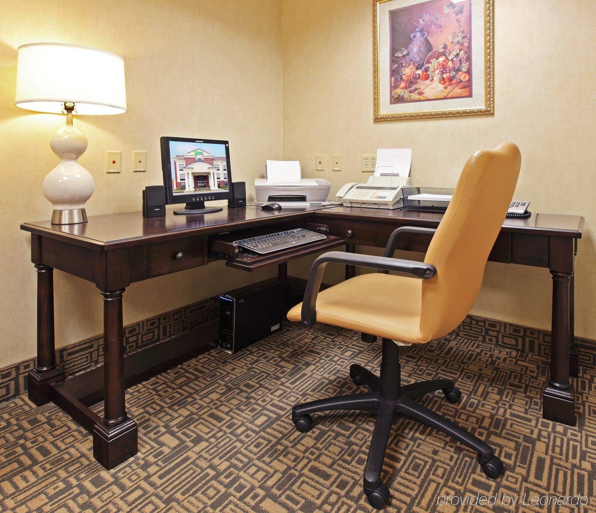 Holiday Inn Express & Suites Pine Bluff/Pines Mall By Ihg Bekvämligheter bild